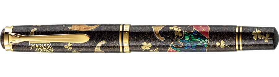 Pelikan Maki-e Five Lucky Bats
