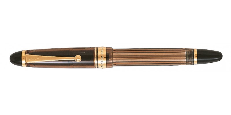 Pilot Custom 823